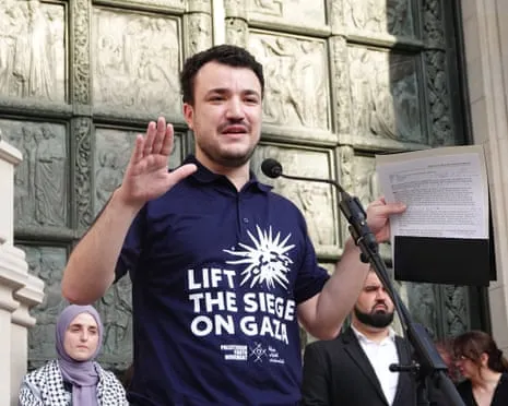 US Immigration Judge Orders Deportation of Pro-Palestinian Leader Due to Inaccurate Information on Residency Form