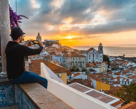 Why Are So Many US Citizens Relocating to Portugal?